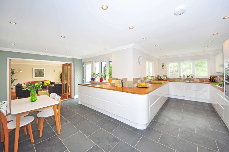 Tips on how to choose a tile floor